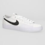 Nike "nike sb blazer court skate shoes blanc"