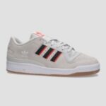 Adidas skateboarding "adidas skateboarding forum 84 low adv skate shoes gris"